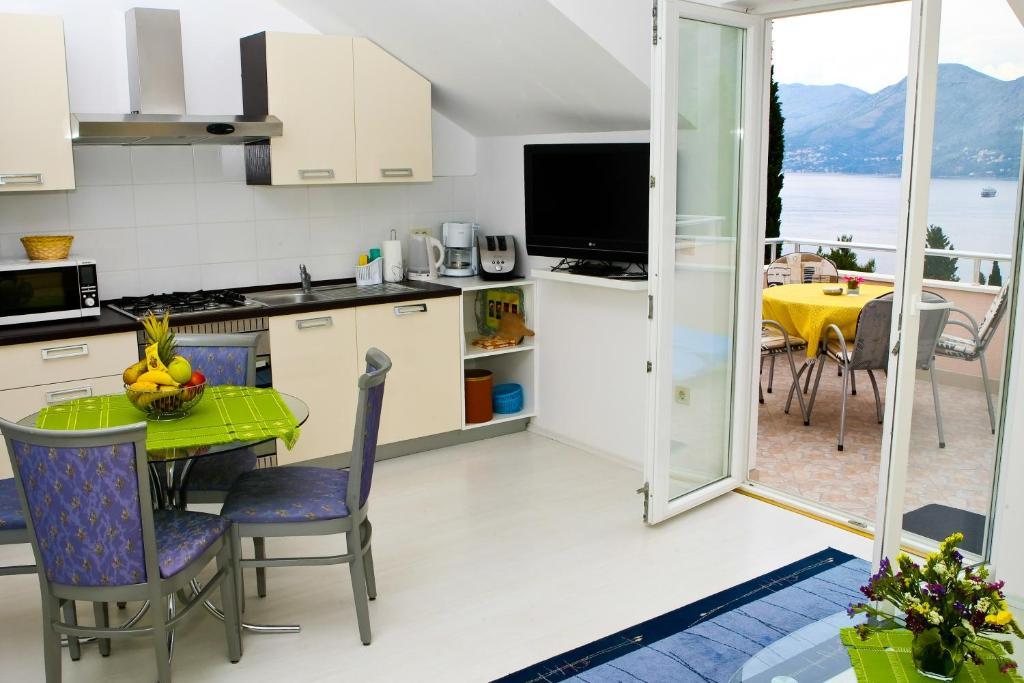 Apartments Villa Ana Cavtat Esterno foto
