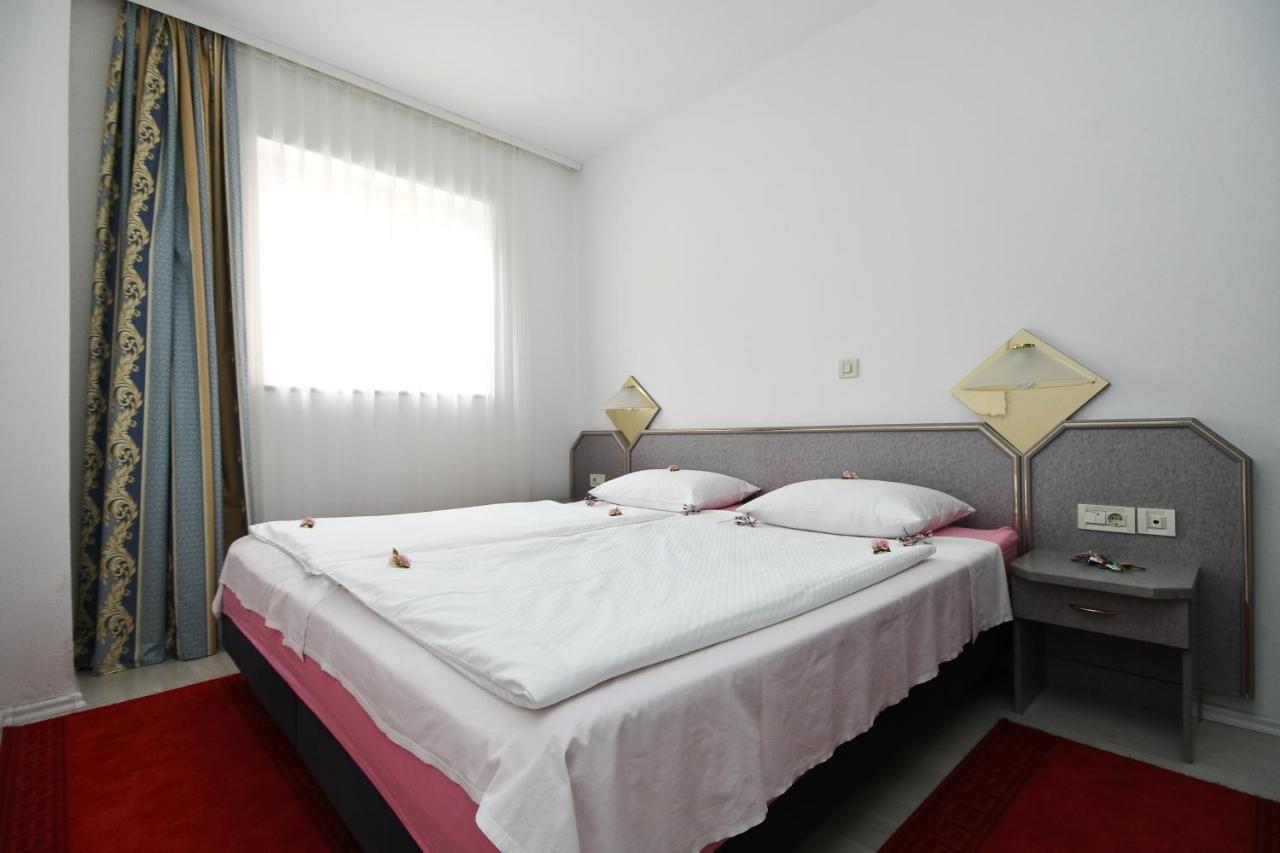 Apartments Villa Ana Cavtat Esterno foto